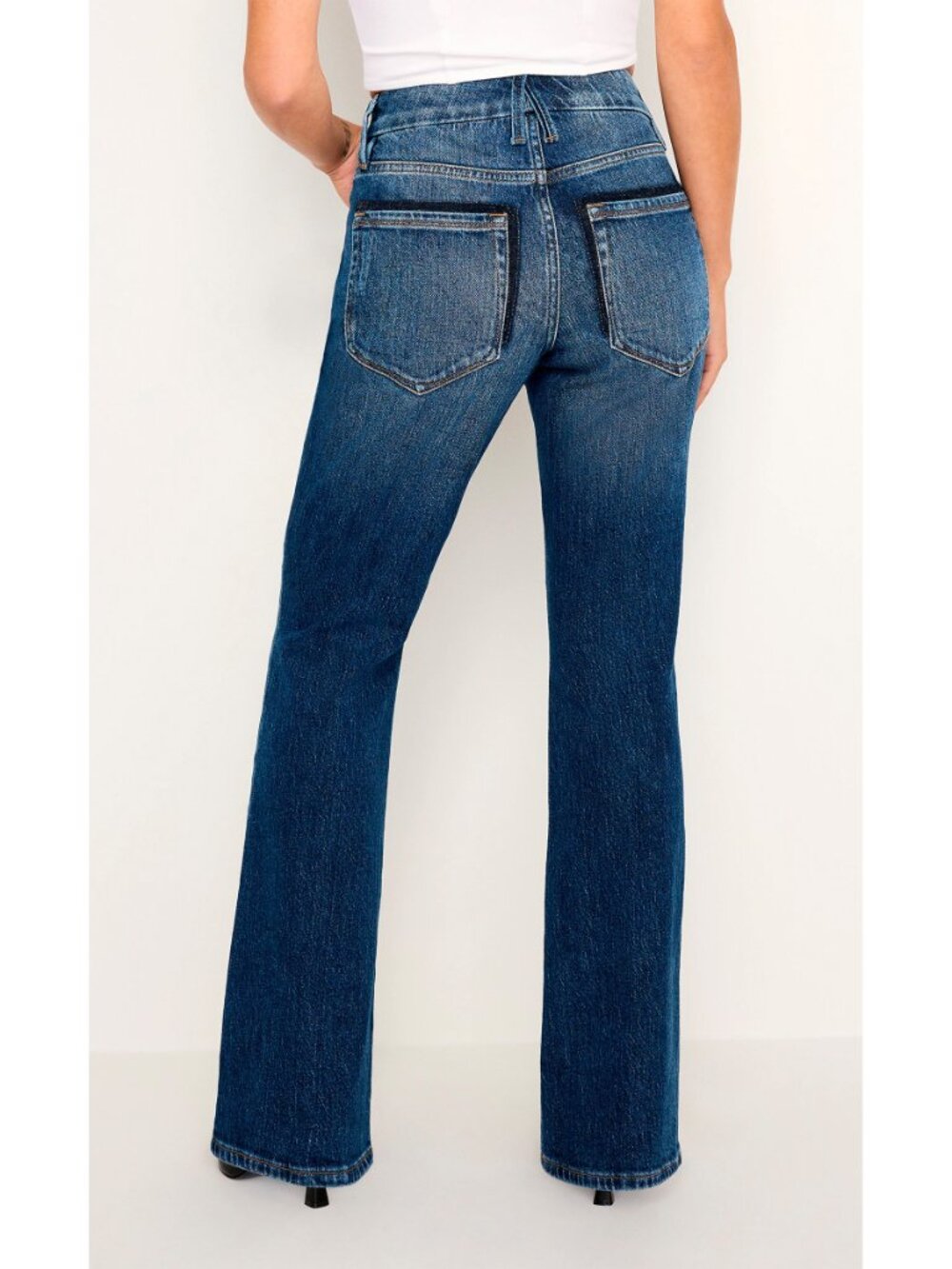 GOOD AMERICAN NWT GOOD PETITE INDIGO704 BOOTCUT JEAN. SIZE 4/27 - Picture 3 of 15